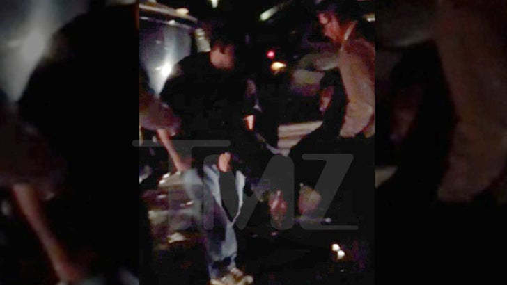 Tracy Morgan Crash Video Shot Moments After Accident Panic In The Streets 