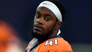 NFL's De'Vante Bausby Says He Was Paralyzed for 30 Minutes After Scary Hit