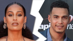 Skylar-Diggins-Daniel-Smith-getty-3
