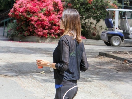 alessandra_ambrosio_spandex02