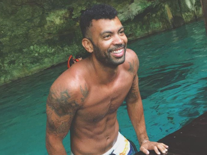 dustin_bachelorette_shirtless_photos9