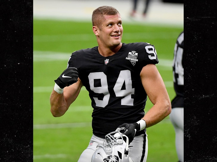 Carl Nassib's Raiders Jersey Flying Off Shelves After Gay ...