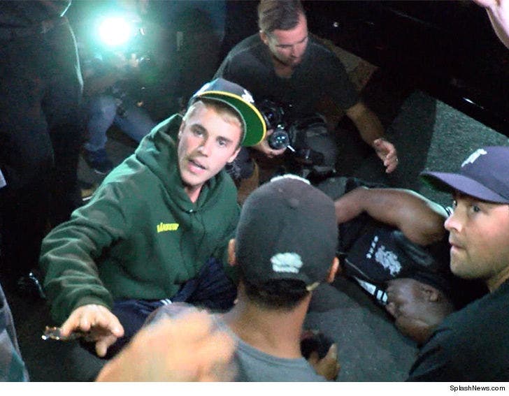 Justin Bieber Gets Hit And The Photo Is Priceless [PHOTO/VIDEO