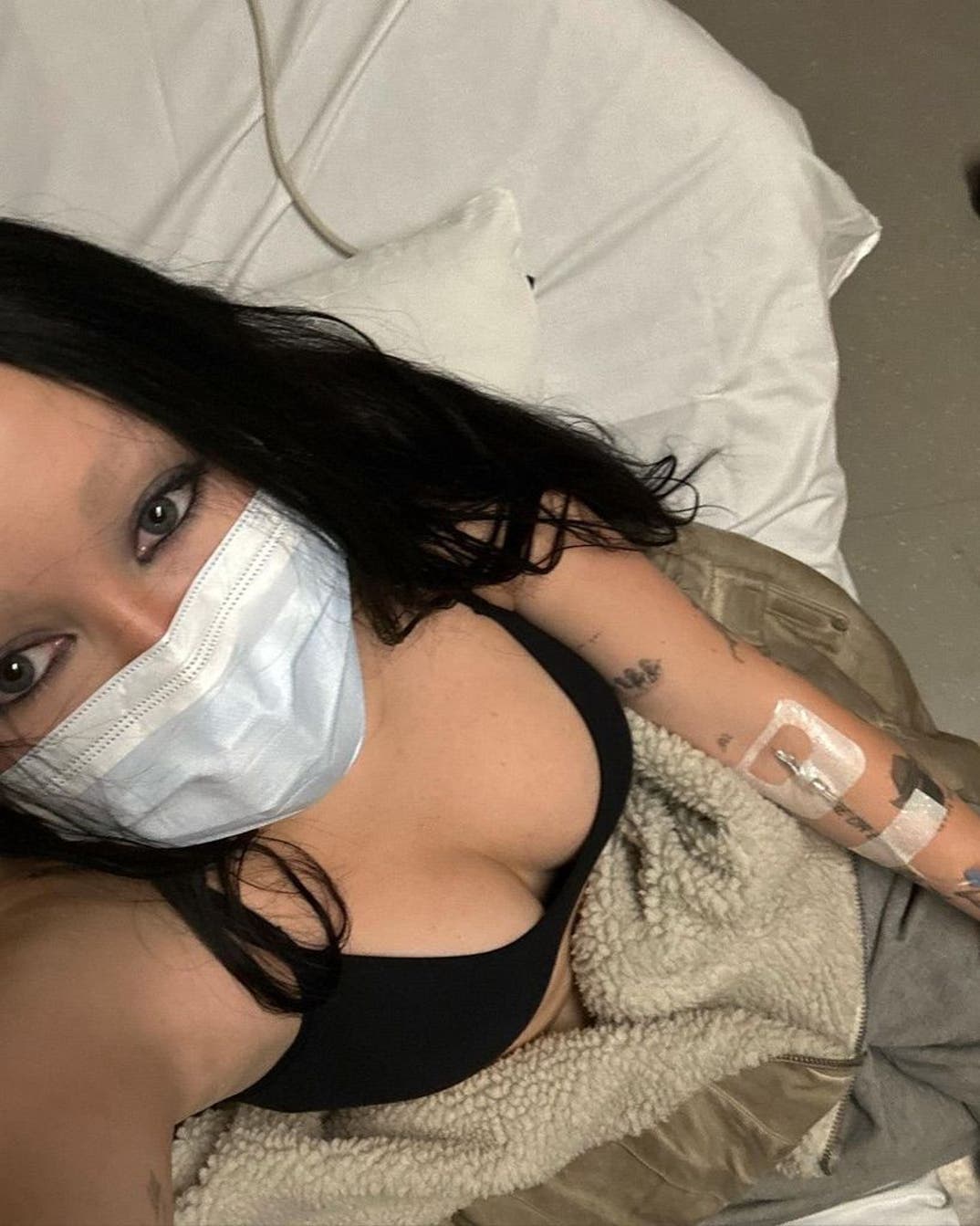 0108 Noah Cyrus Hot Shots 6