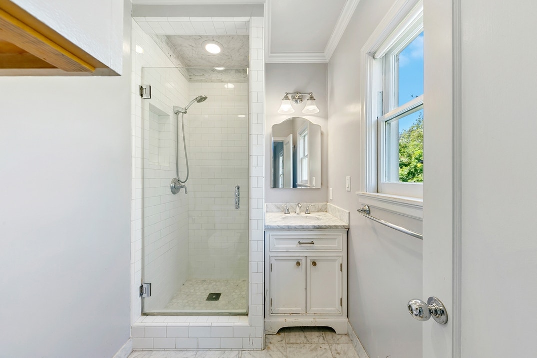 Richard Simmons Home Sale 24