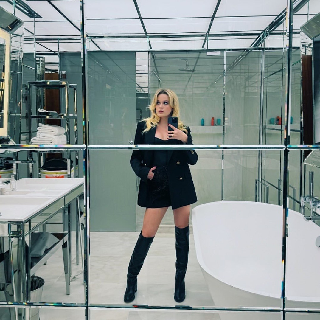 Ava Phillippe Hot Shots 3