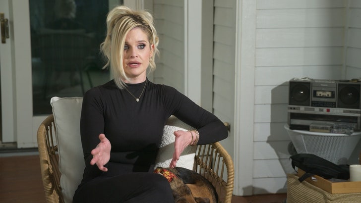 Kelly Osbourne Talks About How Rehab Centers Re-Addict Addicts in New Documentary