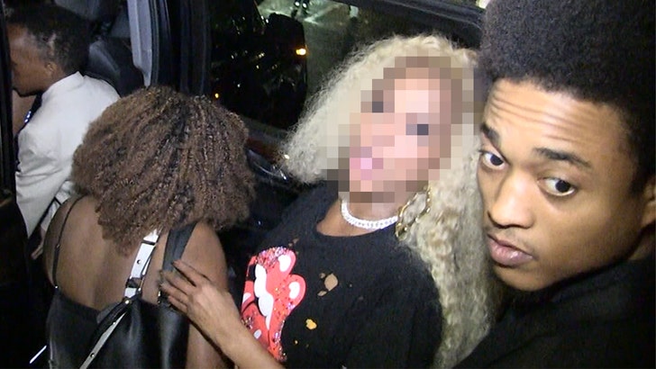 010526_mary_j_blige_guess_who-kal