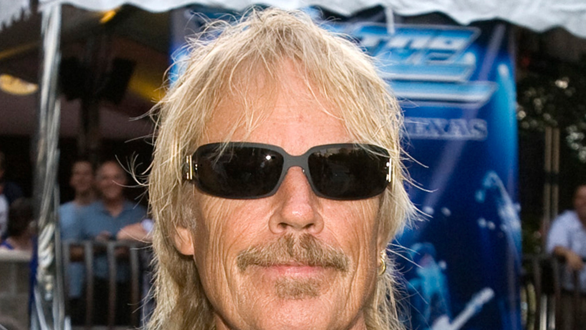 ZZ Top Drummer Frank Beard Suffering From Serious Health Issues