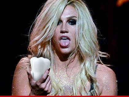 0122-kesha-tooth-01
