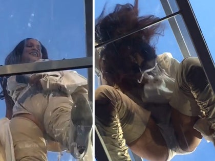 062816_rihanna_primary