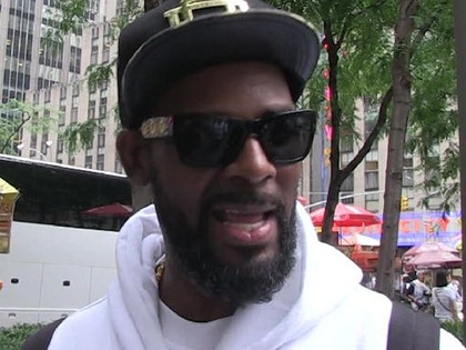 0106-r-kelly-tmz-01