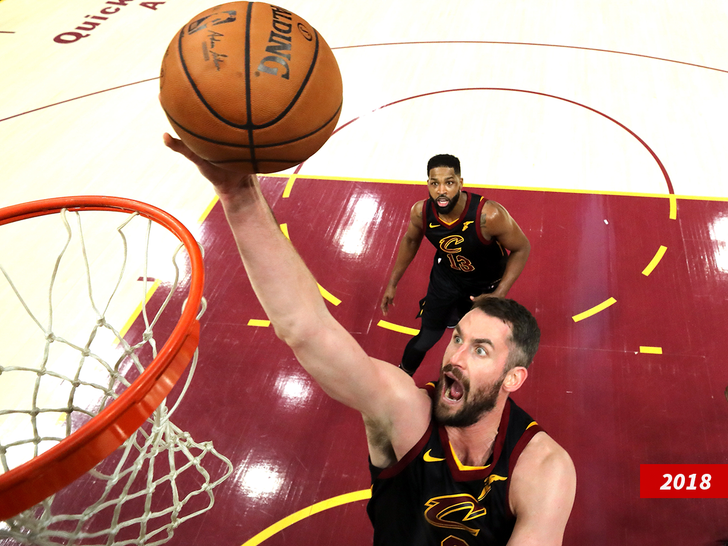 kevin love sub getty swipe