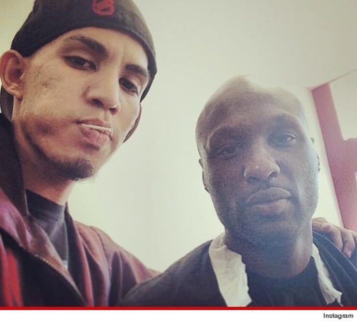 Lamar Odom -- Gets Trimmed for 'Meeting Wit Lakers' :: 1015-lamar-odom-barbershop-instagram-1-article-3