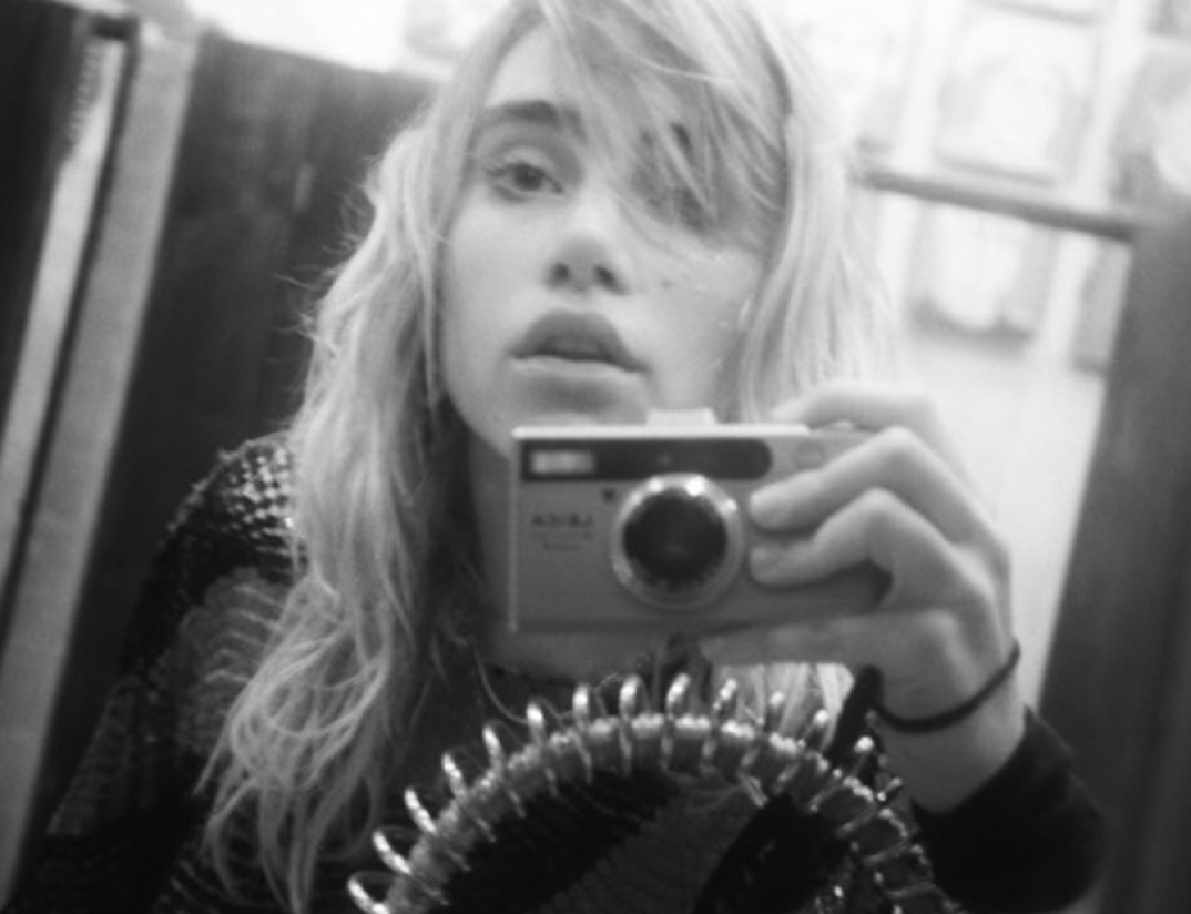 Suki Waterhouse