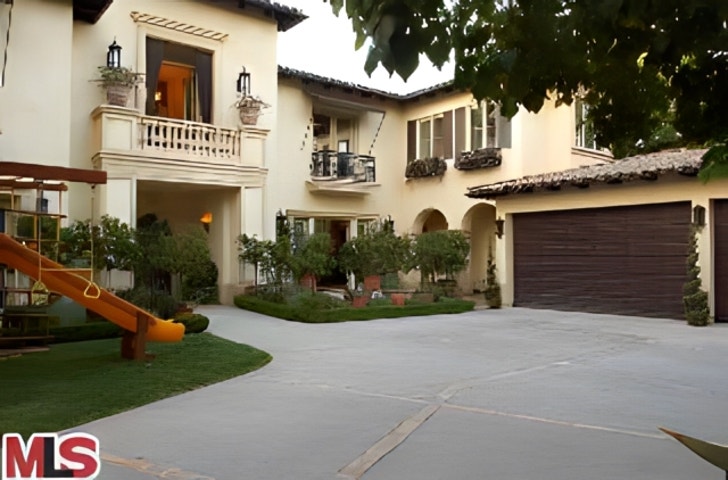 Inside Britney Spears' The Summit Home