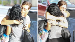 Matthew Lawrence and TLC's Chilli Pack On PDA As He Picks Her Up From Airport