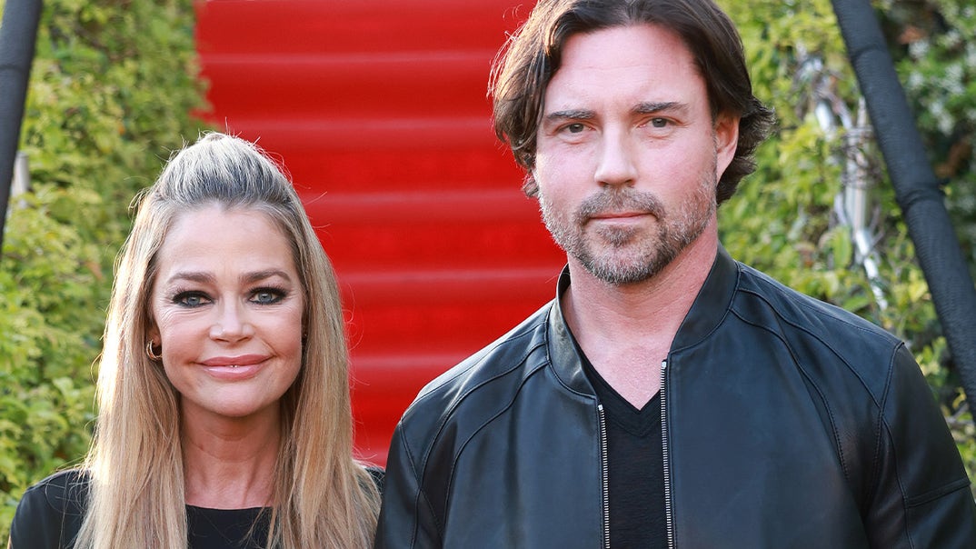 0707-Denise-Richards-Aaron-Phypers-Happier-Times-PRIMARY
