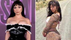 1012-Rowan-Blanchard-Hot-Shots-PRIMARY