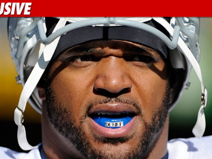 1230_dwight_freeney_ex_Getty