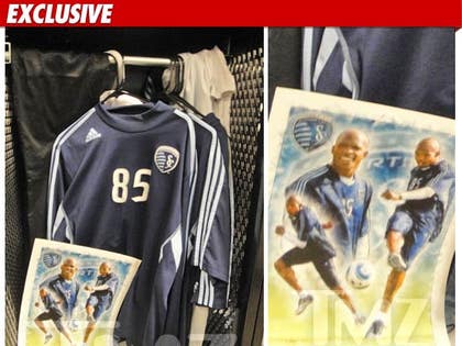 0331_ochocinco_EX_TMZ