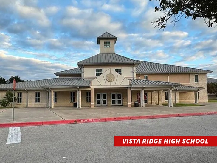 Pemandu Sorak Berusia 17 Tahun Didakwa Dengan Kekejaman Terhadap Hewan Aubrey Vanlandingham menembak mug di Kantor Sheriff Williamson County sekolah menengah vista ridge