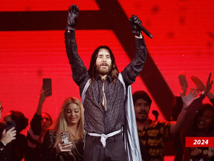 Jared Leto Sub Getty Swipe 2