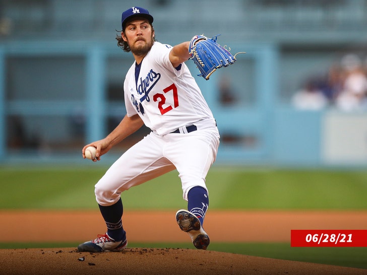 trevor-bauer-sub-getty-1