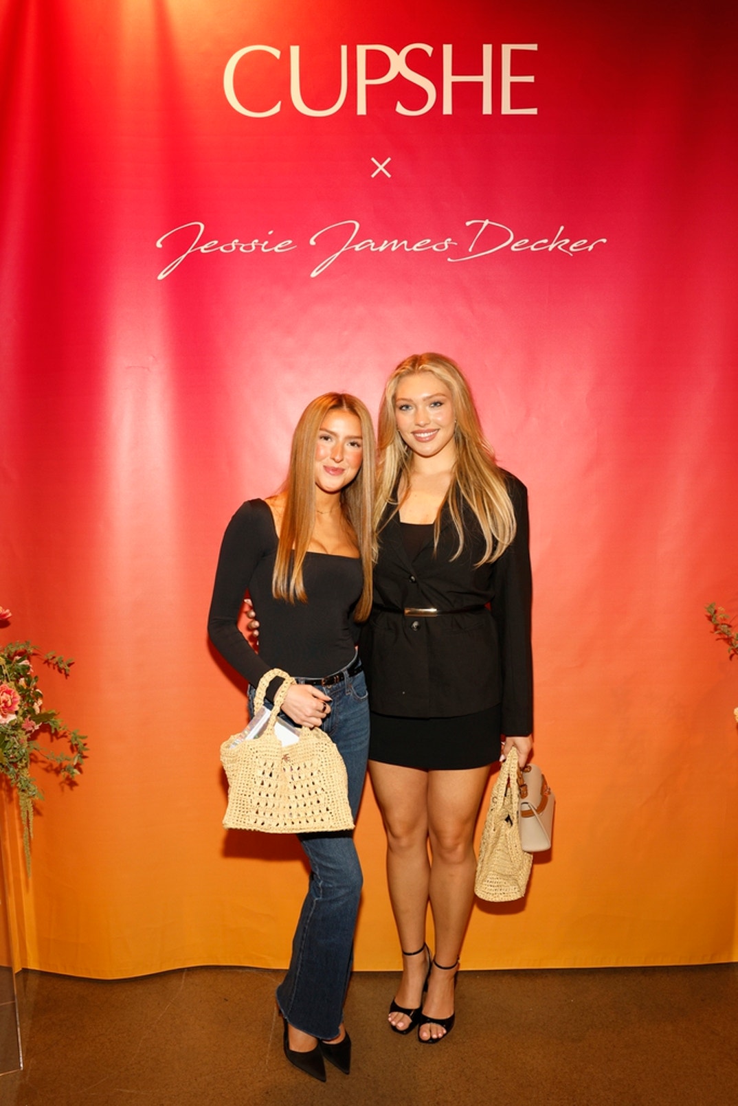 Cupshe x Jessie James Decker Collaboration 13
