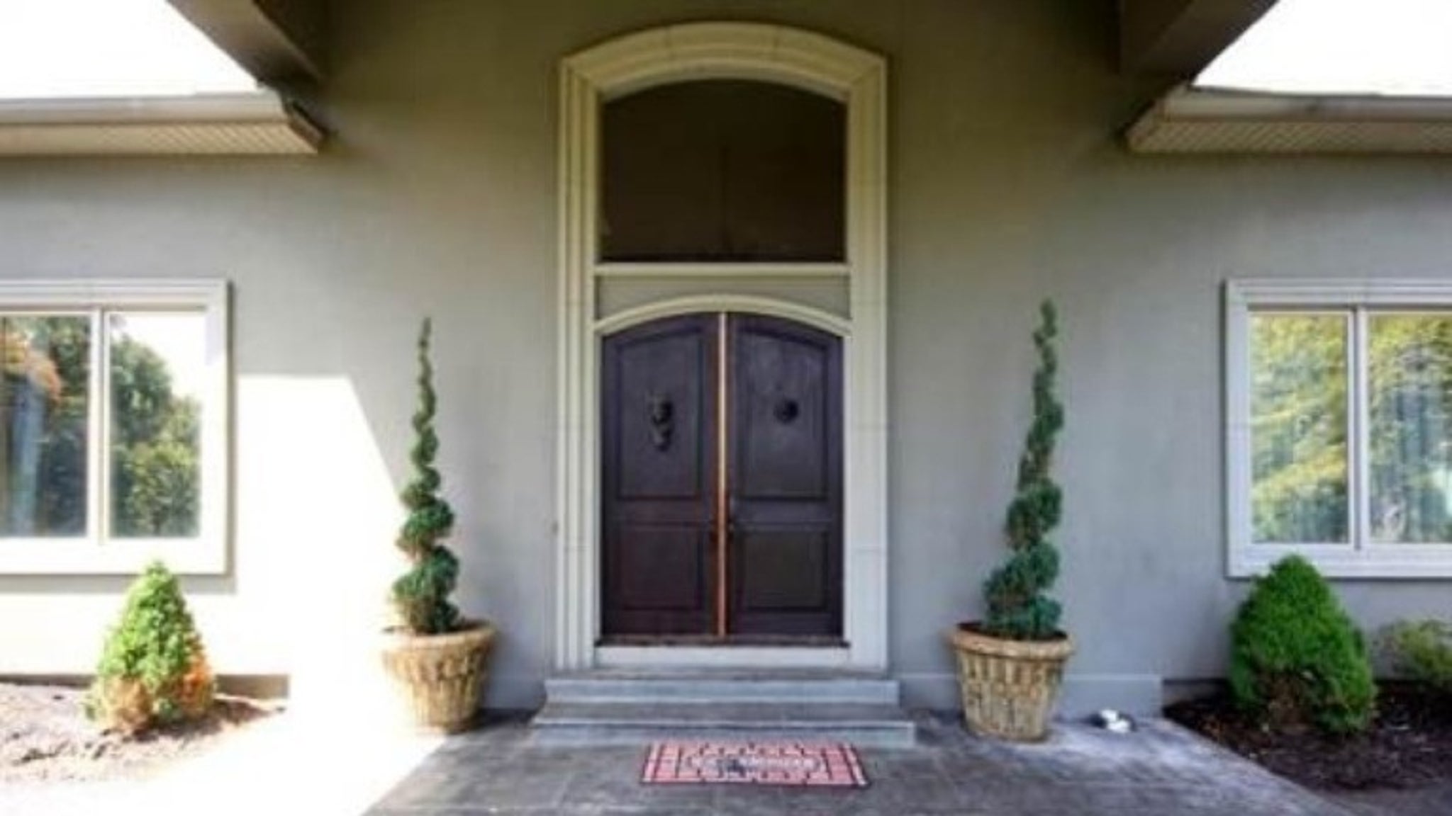 Jermain Taylor's Arkansas Home For ALE!