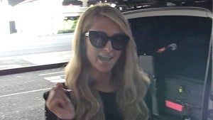 Paris Hilton Shows Utter Disdain for Lindsay Lohan