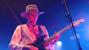 Matt Kwasniewski-Kelvin alamy 1