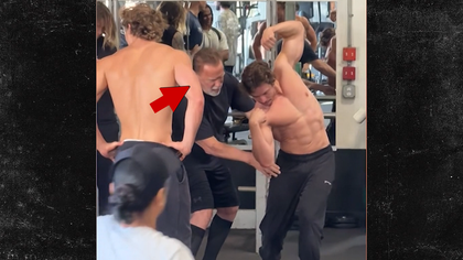 032526_arnold_schwarzenegger_joseph_baena_kal