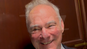 061826 Tim Kaine primary 2