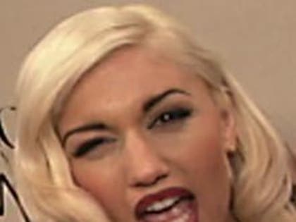 gwen_stefani_220-1