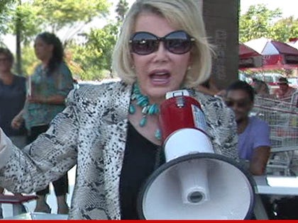 0808_joan_rivers_costco