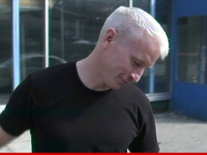 0728_Anderson_cooper_tmz