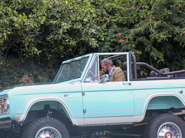 Ben Affleck's Electric Ford Bronco Breaks Down on Freeway With Son