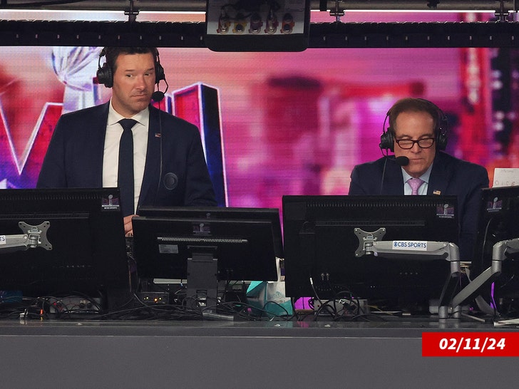 romo and jim nantz getty 2