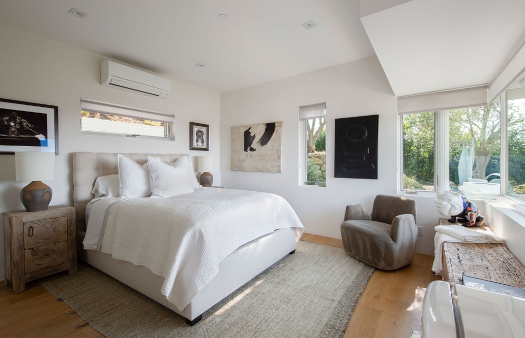 Christopher Lloyd Selling SB Retreat 23
