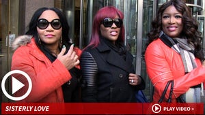 SWV -- Sisters With Voices Meet Fans With Sucky Voices