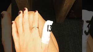 Taylor Swift Slices Thumb in Cooking Accident ... Bad Kitchen Blood