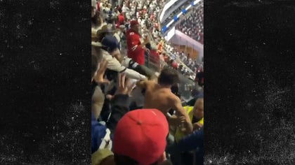 011722_cowboys_fans_kal_2