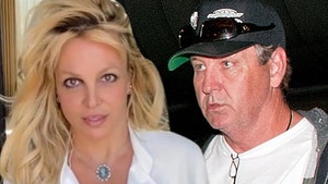 Britney Spears' Dad Demands She Be Forced to Sit for Deposition
