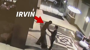 Michael Irvin Marriott Video Shows Ex-NFL Star Talking W/ Accuser, Touching Elbow