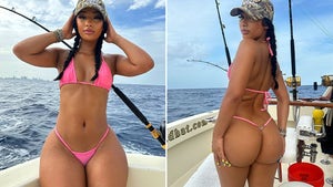 Babes On Boats -- All Aboard!