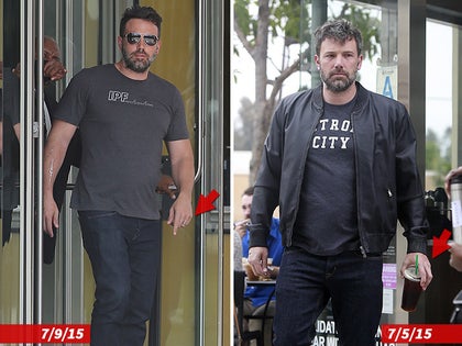 0710-ben-affleck-ring-fame-flynet-splash-03