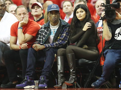 0529-travis-scott-kylie-jenner-rockets-warriors-game-7-photos