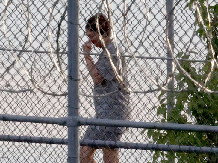 0715-Ghislaine-Maxwell-Jail-Track-SUB-1