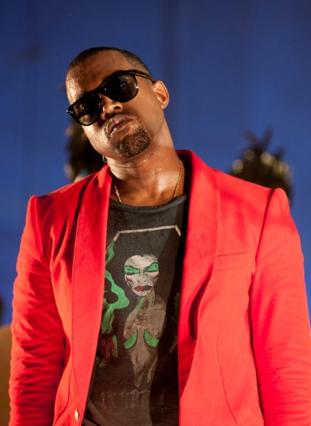 1027_kanye_performance_photos_04